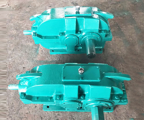 圓柱齒輪減速機 圓柱齒輪減速機